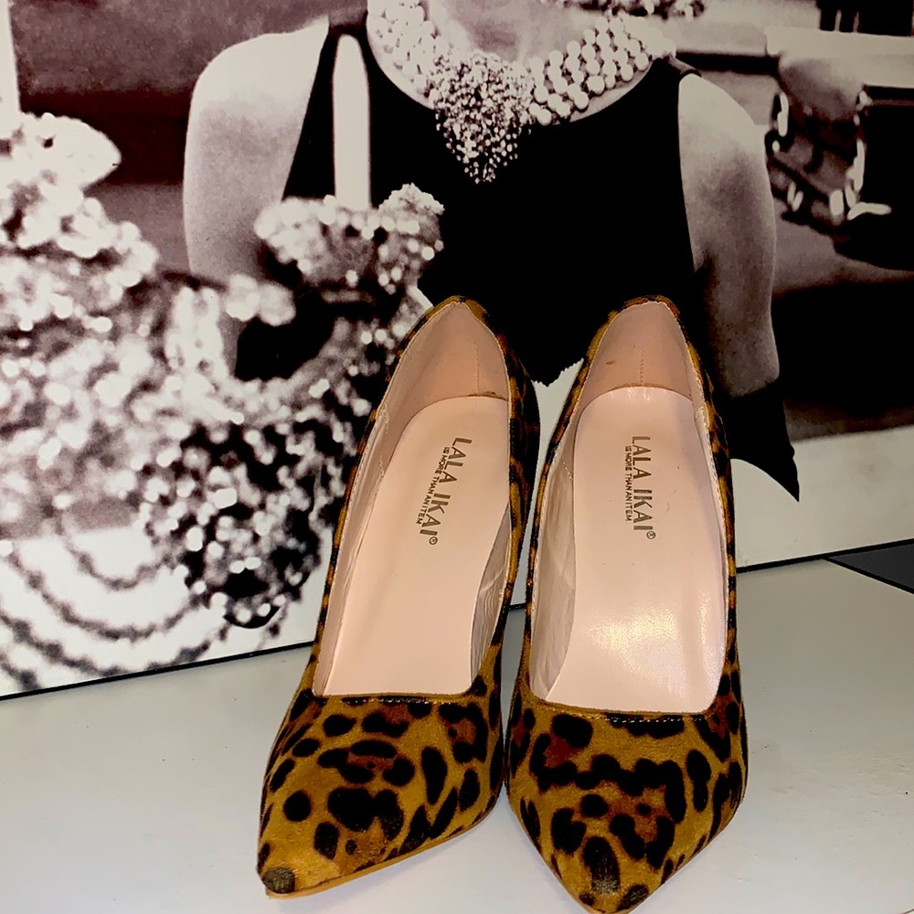 Cheetah heels 🐆 for women on the prowl hehe